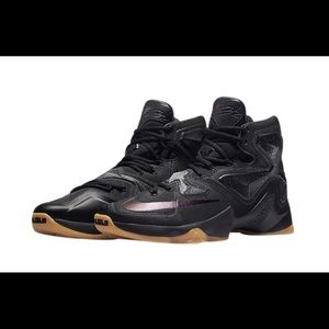 Nike LeBron 13 black lion